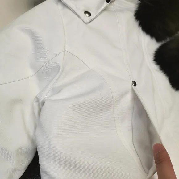 Moose Knuckles Stirling Parka-Snow White - Picture 6 of 9